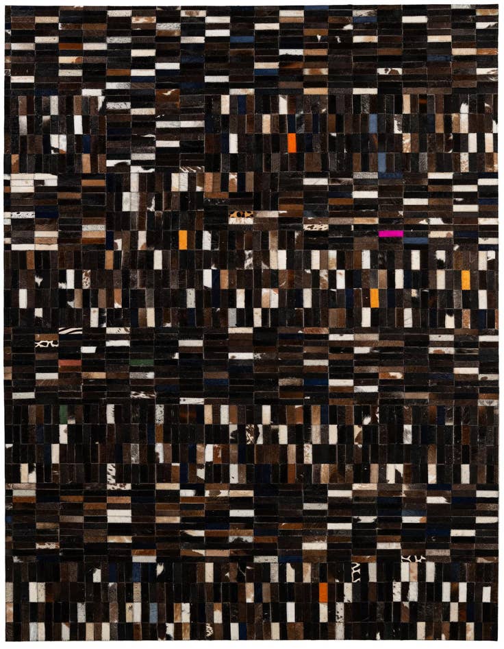 Detail image of 5' 1 x 8' 1 Cowhide - Patchwork Rug