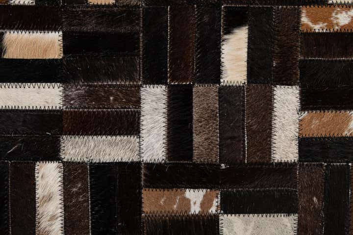 5' 1 x 8' Cowhide - Patchwork Rug
