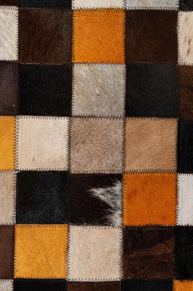 5' 1 x 8' Cowhide - Patchwork Rug