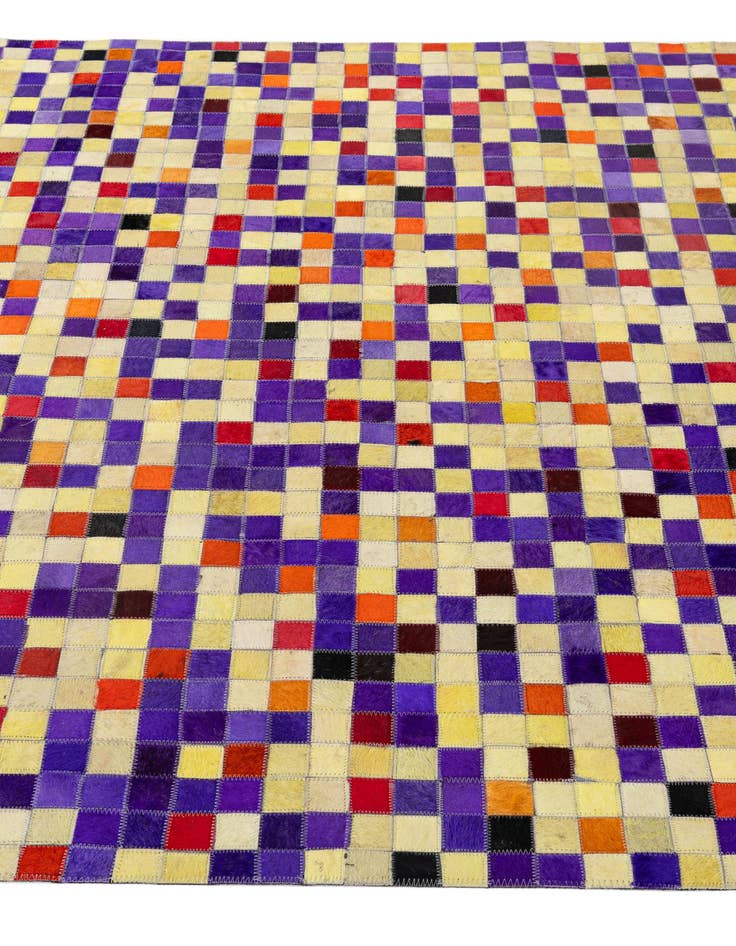 Detail image of 5' 1 x 7' 11 Cowhide - Patchwork Rug