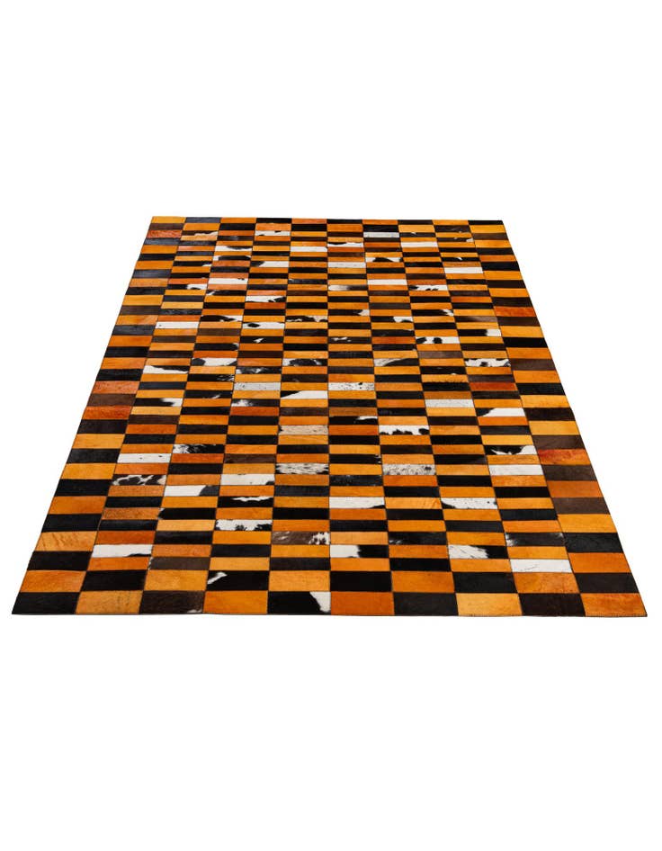Detail image of 5' 1 x 7' 11 Cowhide - Patchwork Rug