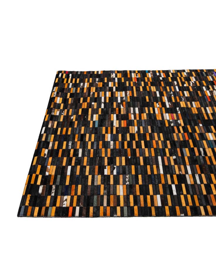 Detail image of 5' 2 x 8' Cowhide - Patchwork Rug