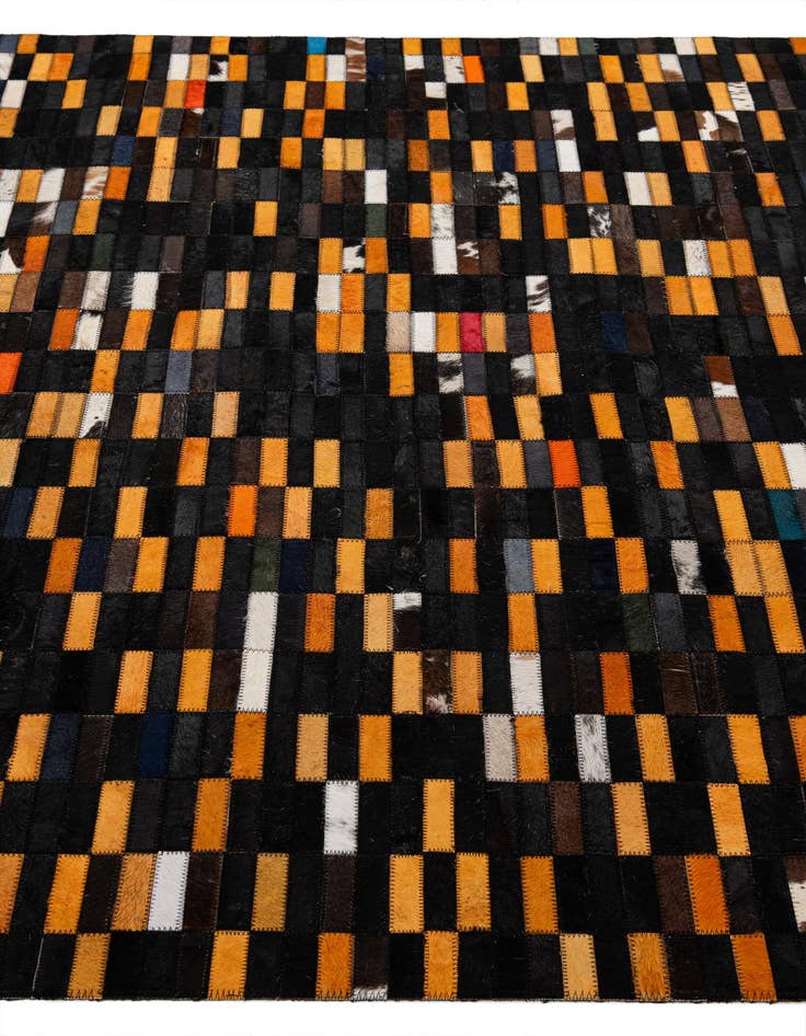Detail image of 5' 2 x 8' Cowhide - Patchwork Rug
