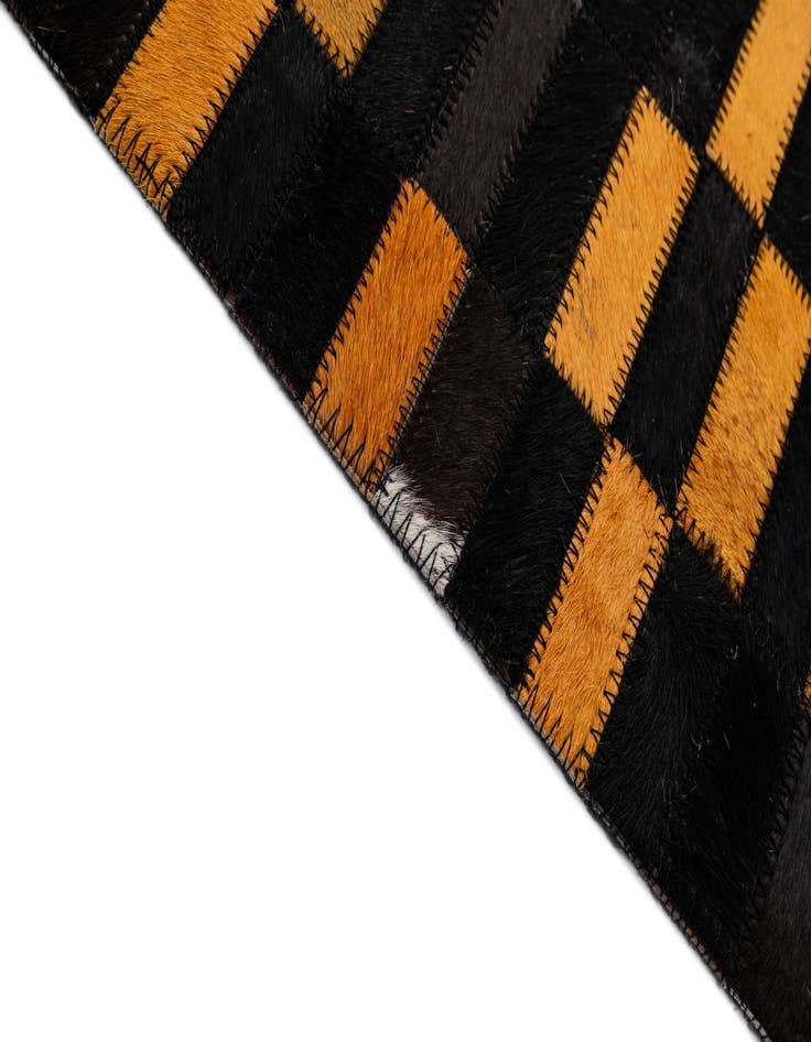 Detail image of 5' 2 x 8' Cowhide - Patchwork Rug