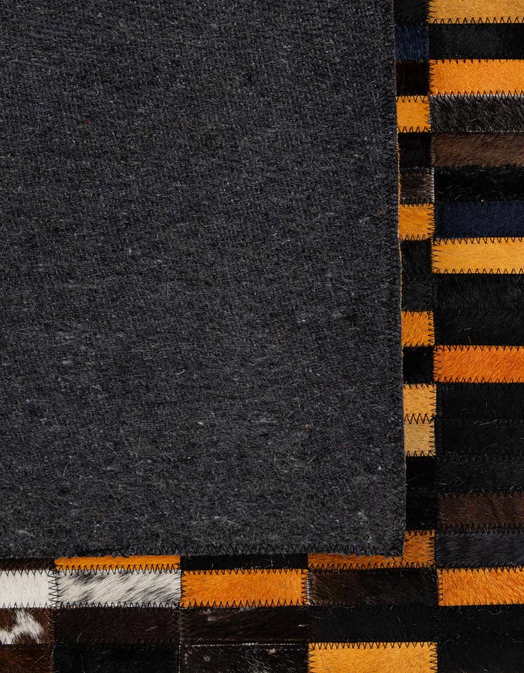 Detail image of 5' 2 x 8' Cowhide - Patchwork Rug