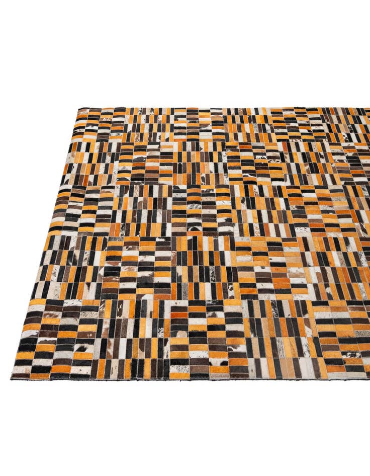 Detail image of 4' 11 x 7' 11 Cowhide - Patchwork Rug