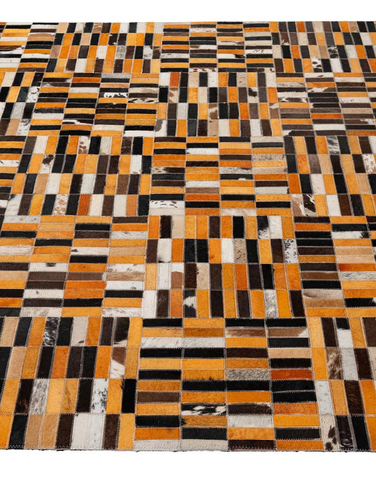 Detail image of 4' 11 x 7' 11 Cowhide - Patchwork Rug