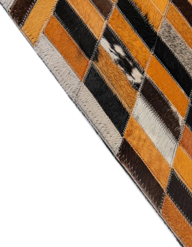 Detail image of 4' 11 x 7' 11 Cowhide - Patchwork Rug
