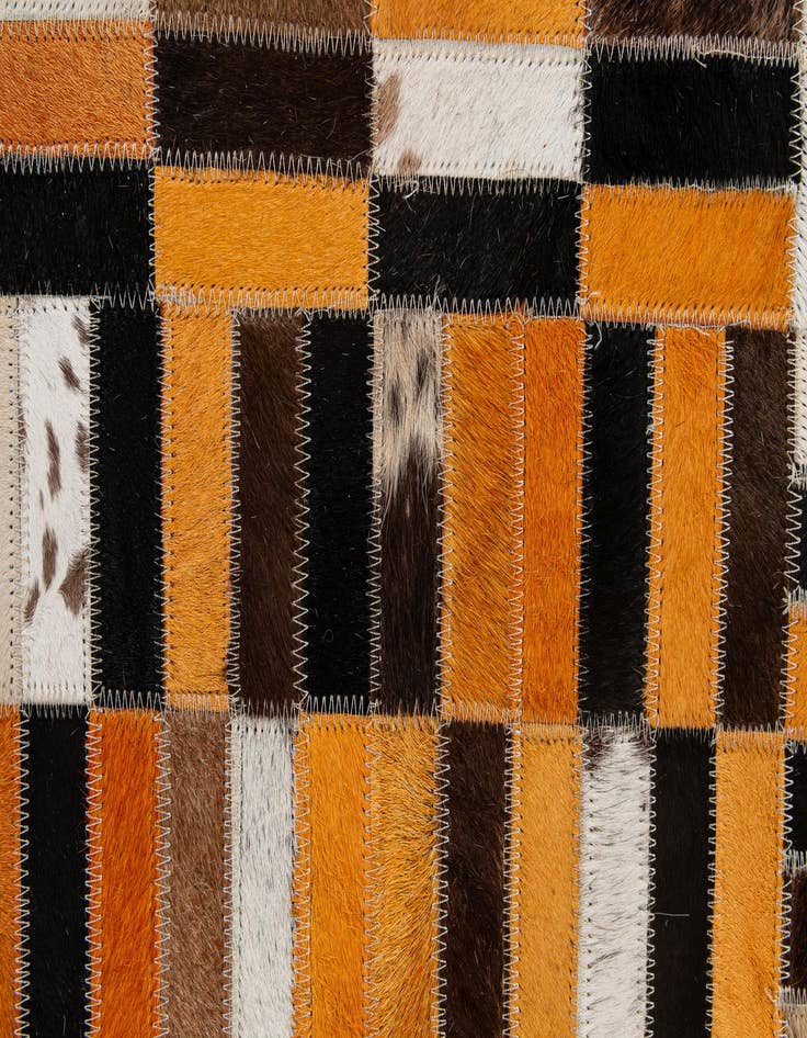 Detail image of 4' 11 x 7' 11 Cowhide - Patchwork Rug