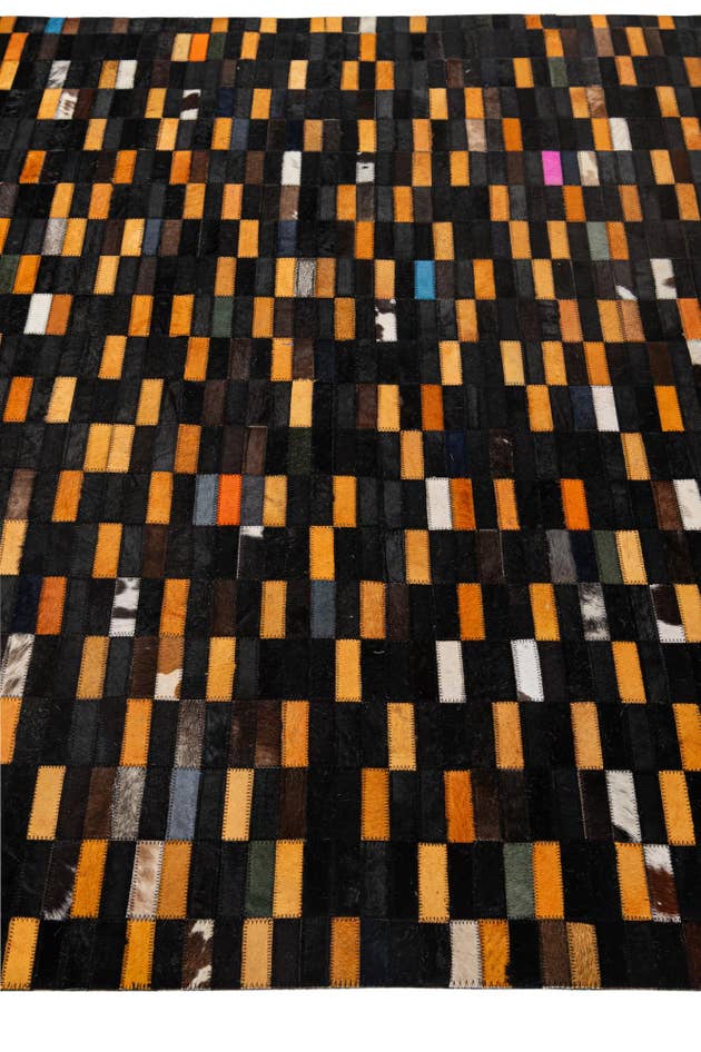 Detail image of 5' 2 x 8' Cowhide - Patchwork Rug