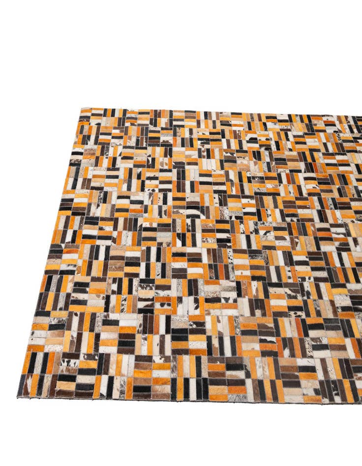 Detail image of 5' x 7' 11 Cowhide - Patchwork Rug