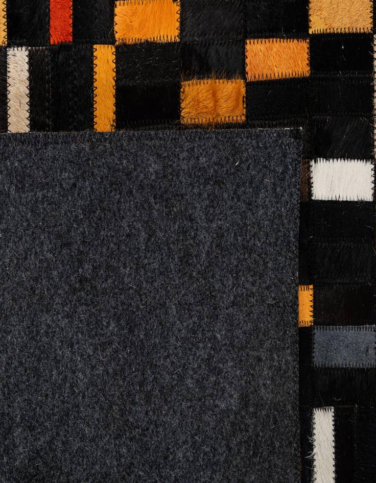 Detail image of 5' 2 x 7' 11 Cowhide - Patchwork Rug