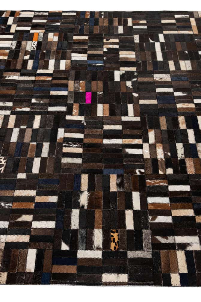 5' 1 x 8' Cowhide - Patchwork Rug
