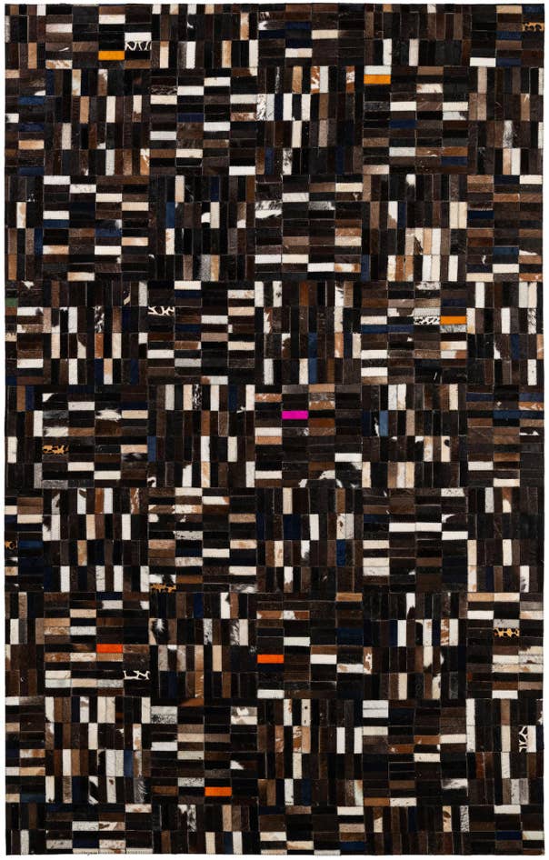 Detail image of 5' 1 x 8' Cowhide - Patchwork Rug