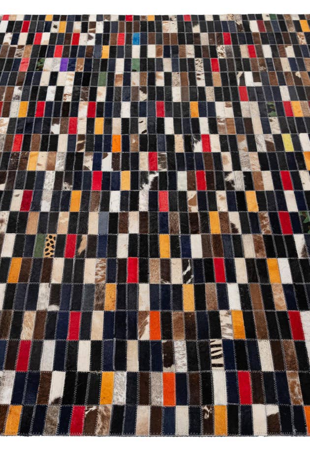 Detail image of 5' 2 x 7' 11 Cowhide - Patchwork Rug