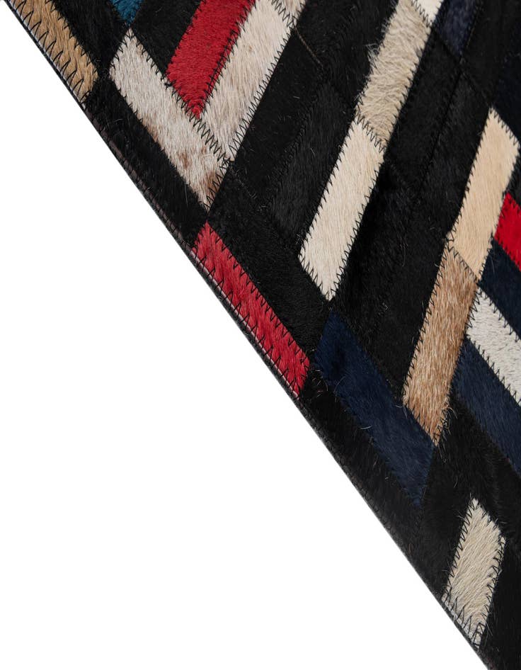 Detail image of 5' 1 x 8' 1 Cowhide - Patchwork Rug