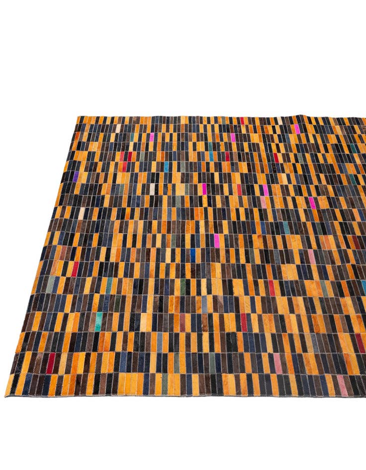 Detail image of 5' 1 x 8' Cowhide - Patchwork Rug