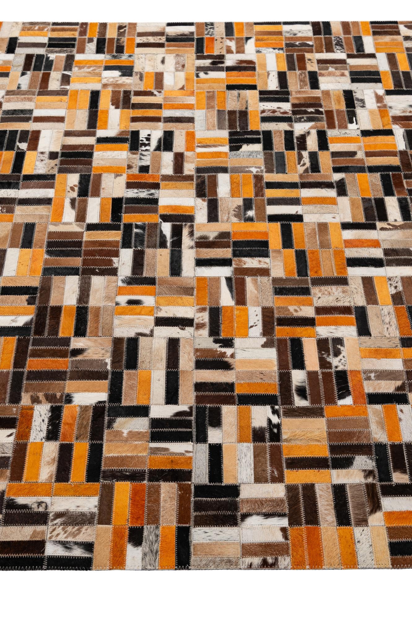 5' 1 x 8' Cowhide - Patchwork Rug