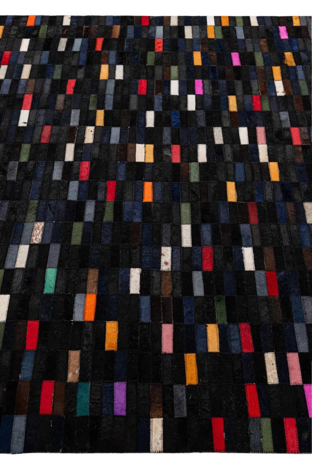 Detail image of 5' 2 x 7' 11 Cowhide - Patchwork Rug