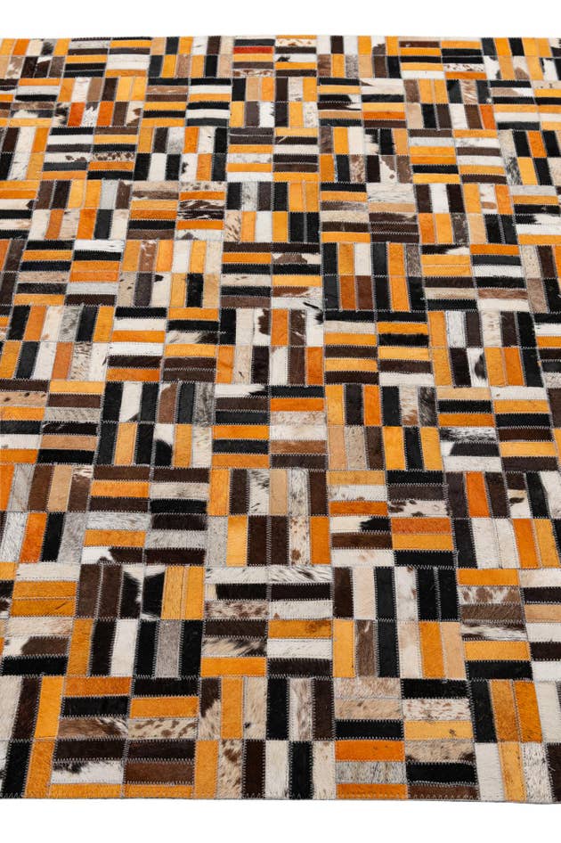 Detail image of 4' 11 x 7' 11 Cowhide - Patchwork Rug
