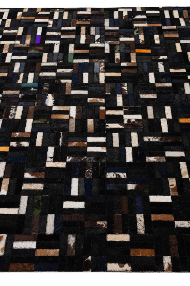 Detail image of 5' x 8' Cowhide - Patchwork Rug