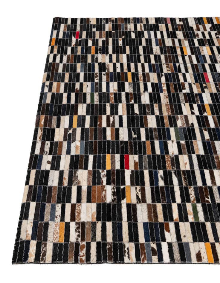 Detail image of 4' 11 x 7' 11 Cowhide - Patchwork Rug
