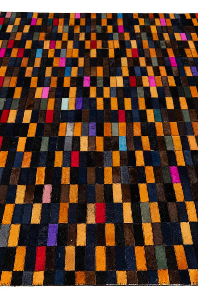 Detail image of 5' 2 x 7' 11 Cowhide - Patchwork Rug