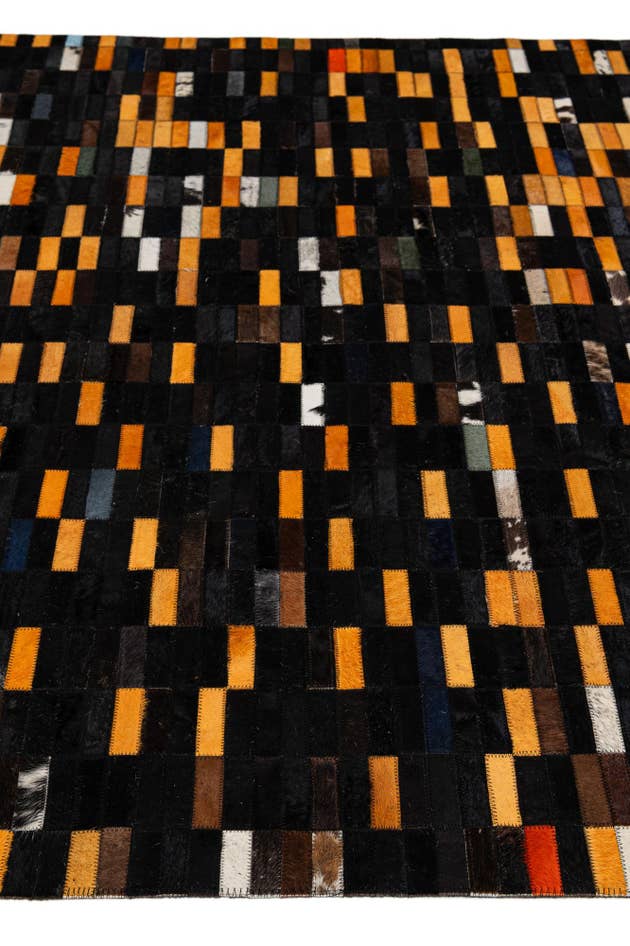 Detail image of 5' 2 x 8' Cowhide - Patchwork Rug
