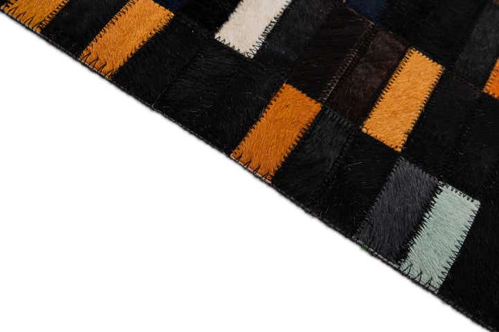 5' 2 x 8' Cowhide - Patchwork Rug