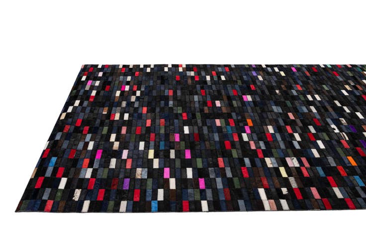 Detail image of 5' 2 x 7' 11 Cowhide - Patchwork Rug