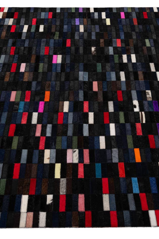 Detail image of 5' 2 x 7' 11 Cowhide - Patchwork Rug