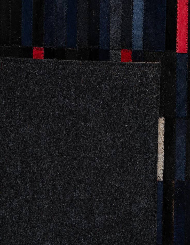 Detail image of 5' 2 x 7' 11 Cowhide - Patchwork Rug