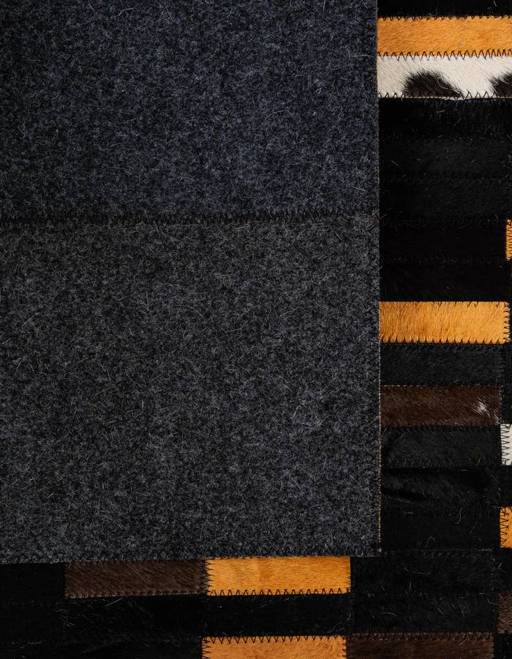 Detail image of 5' 2 x 7' 10 Cowhide - Patchwork Rug