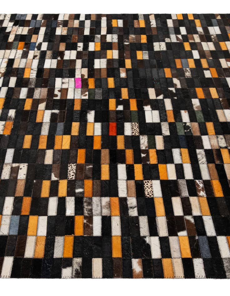 Detail image of 5' 2 x 8' Cowhide - Patchwork Rug