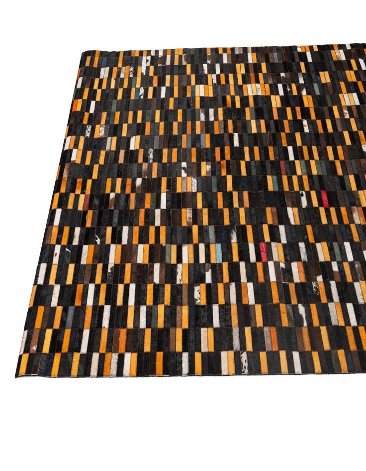 Detail image of 5' 2 x 7' 11 Cowhide - Patchwork Rug