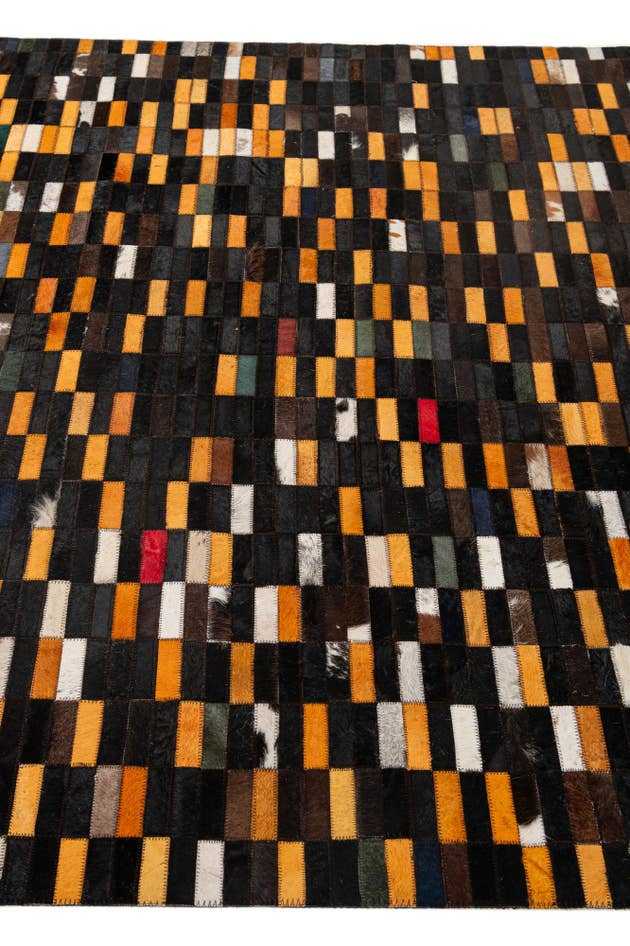 Detail image of 5' 2 x 7' 11 Cowhide - Patchwork Rug