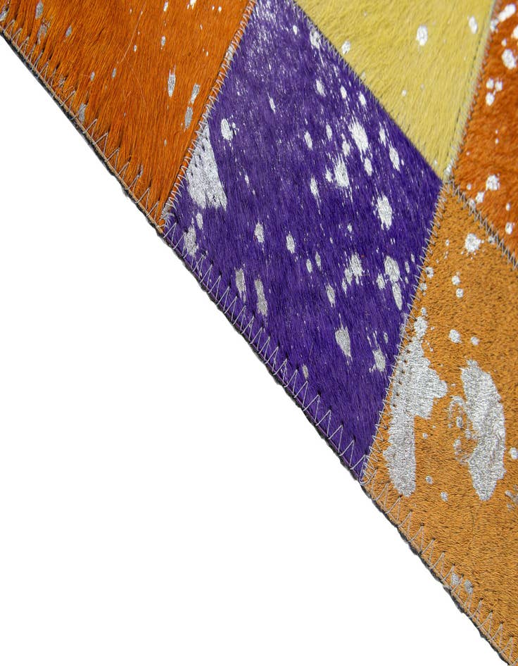Detail image of 4' 11 x 7' 11 Cowhide - Patchwork Rug