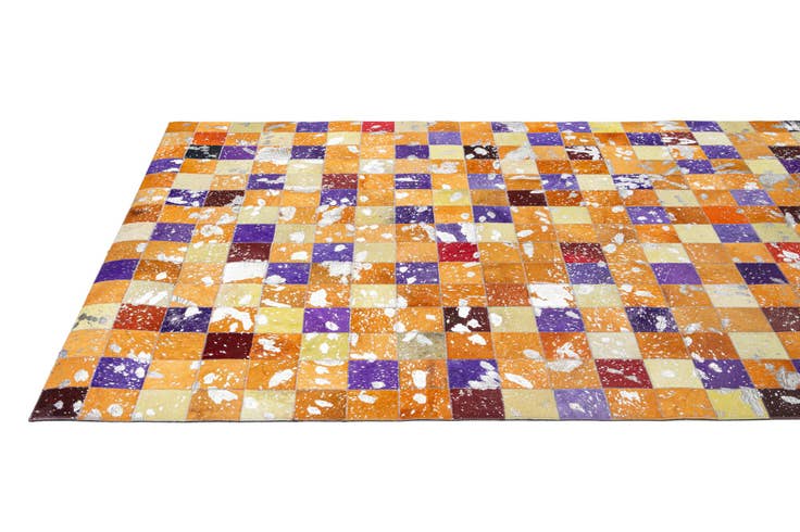 Detail image of 4' 11 x 7' 10 Cowhide - Patchwork Rug