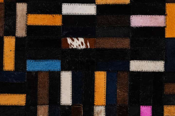 5' 1 x 8' Cowhide - Patchwork Rug