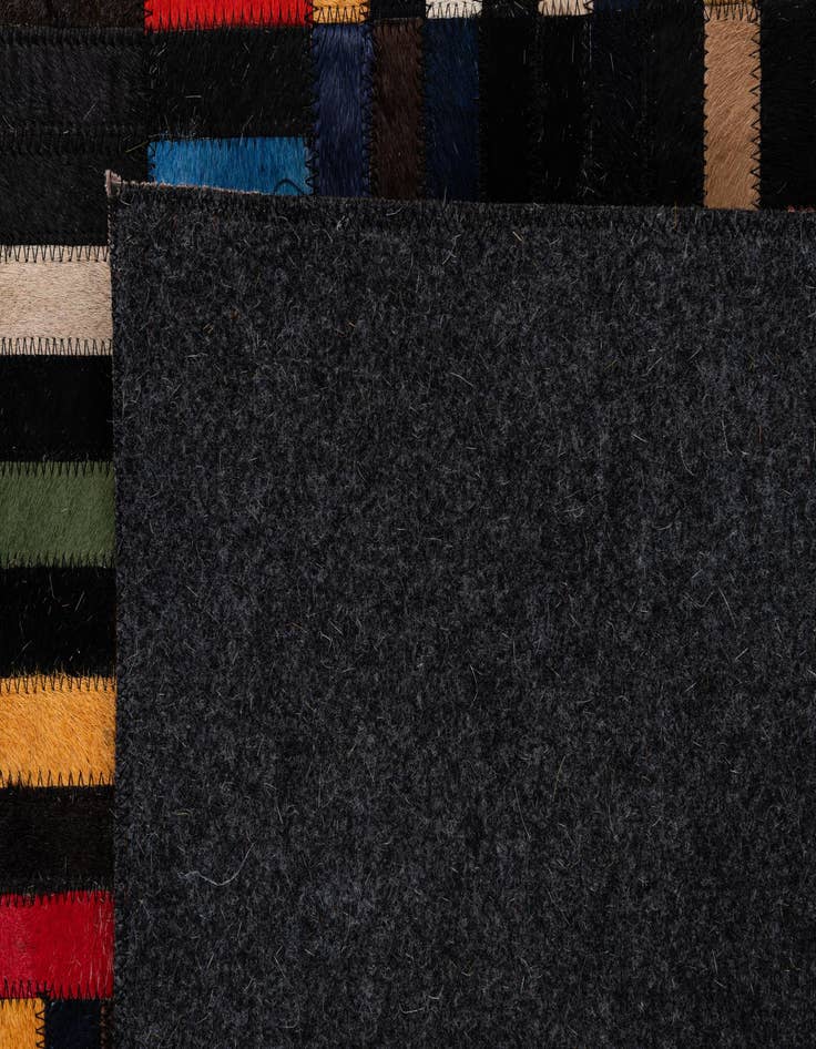 Detail image of 5' 1 x 8' Cowhide - Patchwork Rug