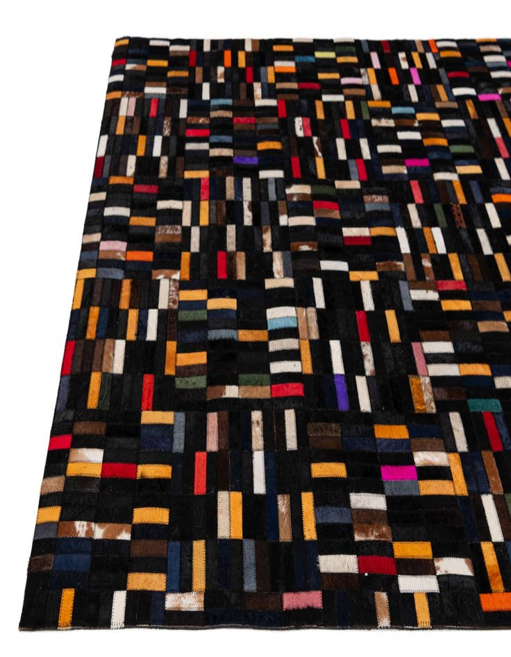 Detail image of 5' 2 x 7' 11 Cowhide - Patchwork Rug