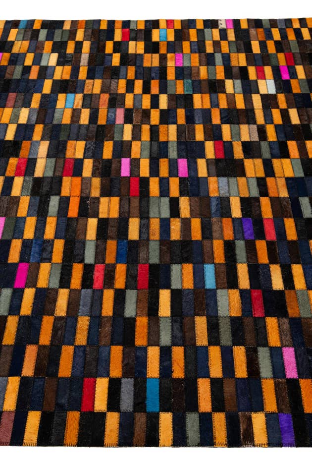 Detail image of 5' 3 x 8' Cowhide - Patchwork Rug