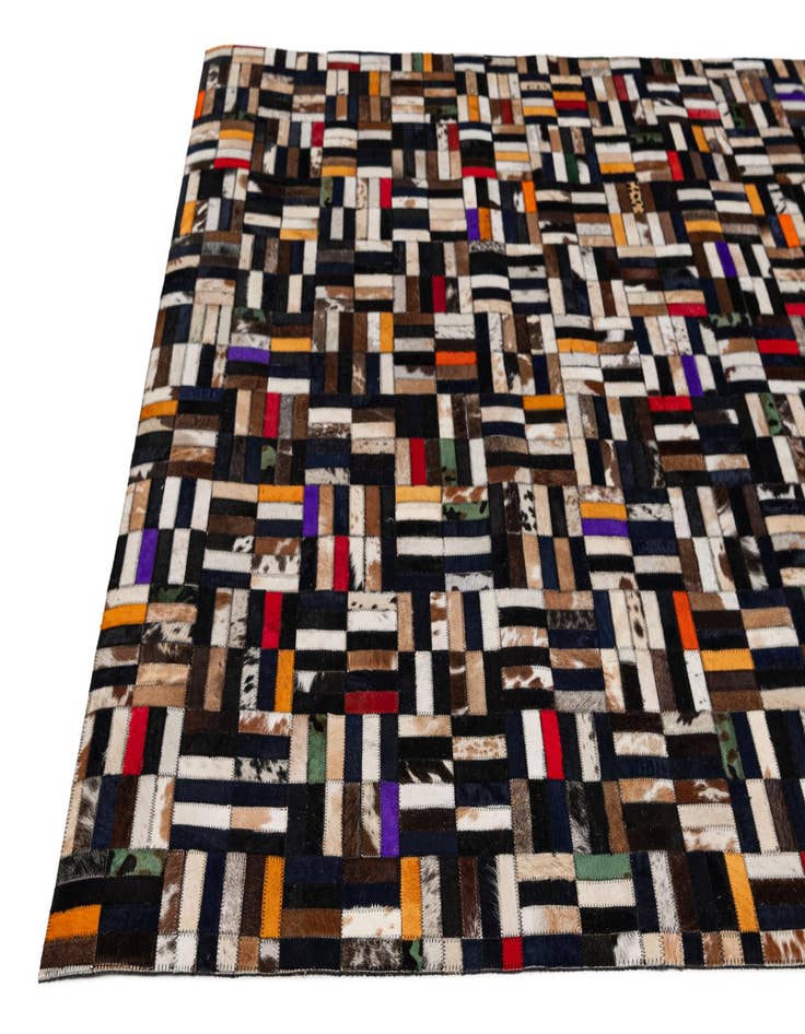 Detail image of 5' x 7' 11 Cowhide - Patchwork Rug