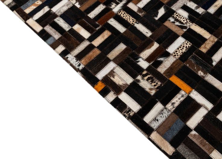 Detail image of 5' x 8' Cowhide - Patchwork Rug