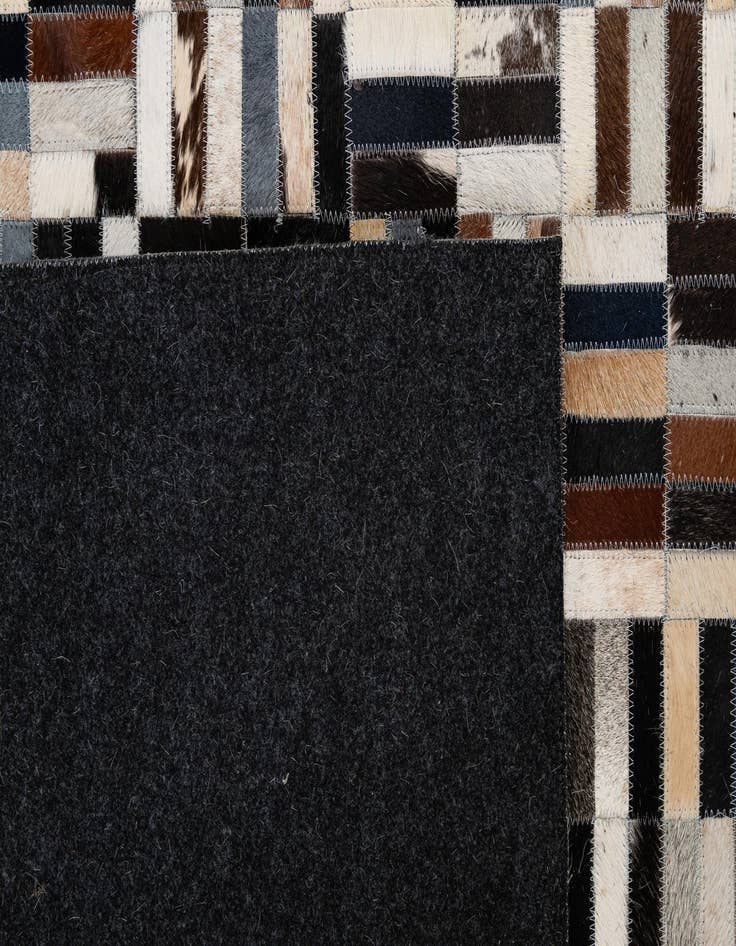 Detail image of 5' 3 x 8' Cowhide - Patchwork Rug