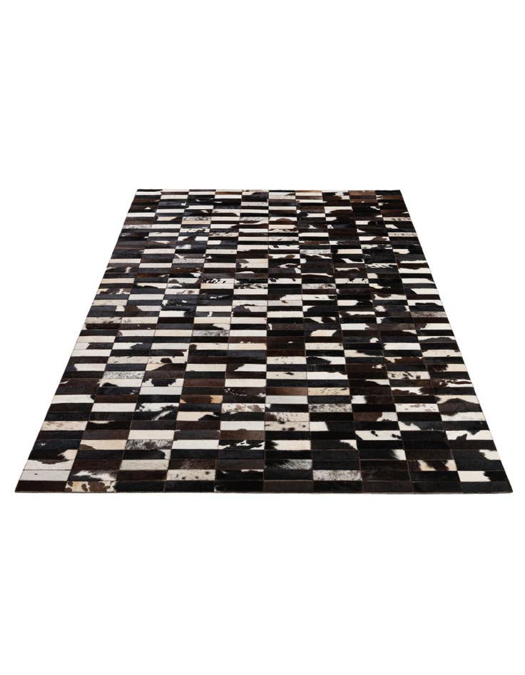 Detail image of 5' x 7' 11 Cowhide - Patchwork Rug