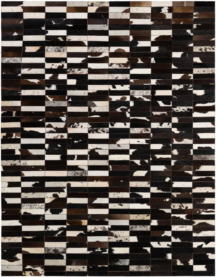 Detail image of 5' x 7' 11 Cowhide - Patchwork Rug