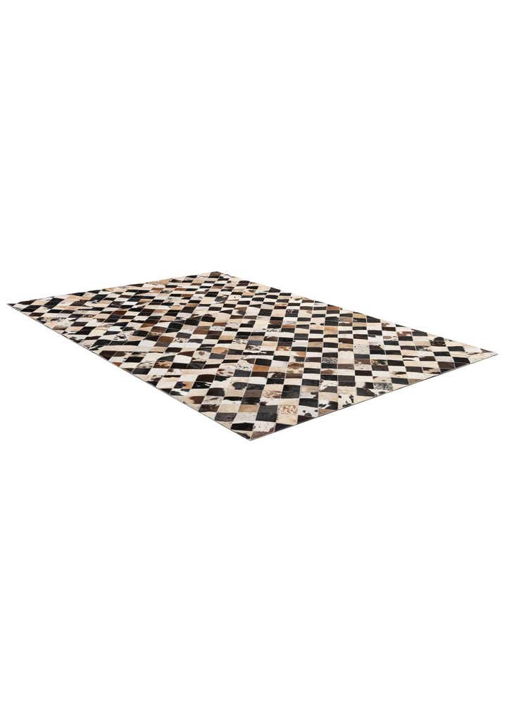 5' 1 x 8' Cowhide - Patchwork Rug
