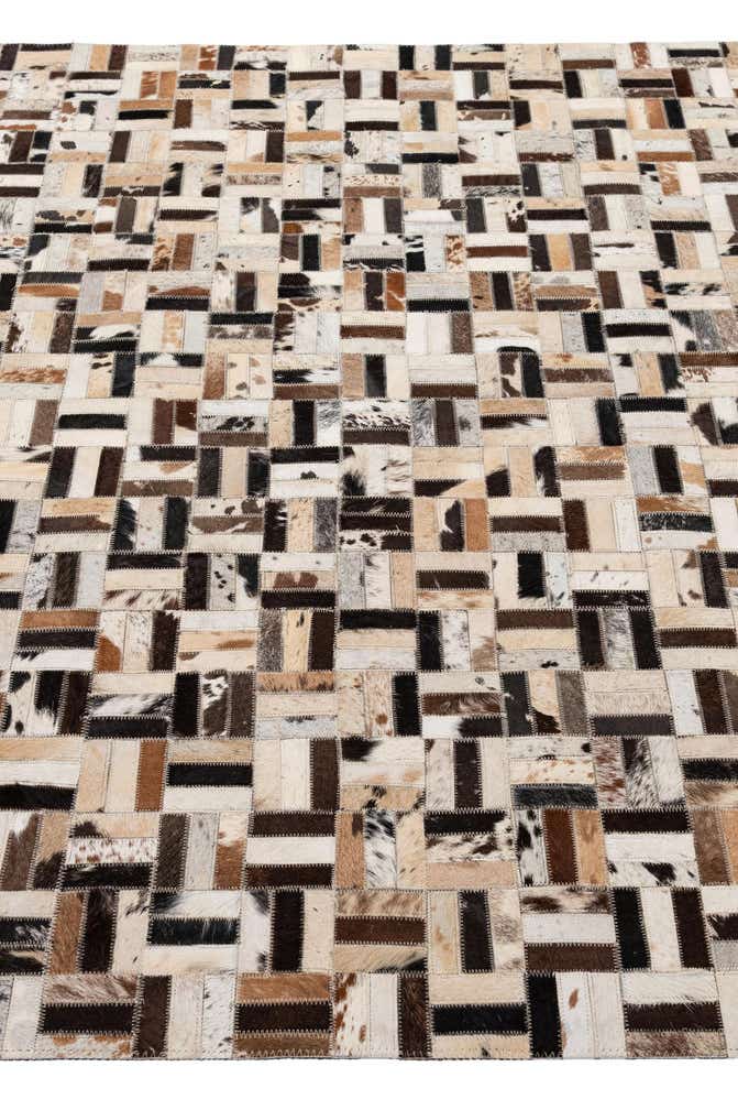 5' 1 x 8' Cowhide - Patchwork Rug