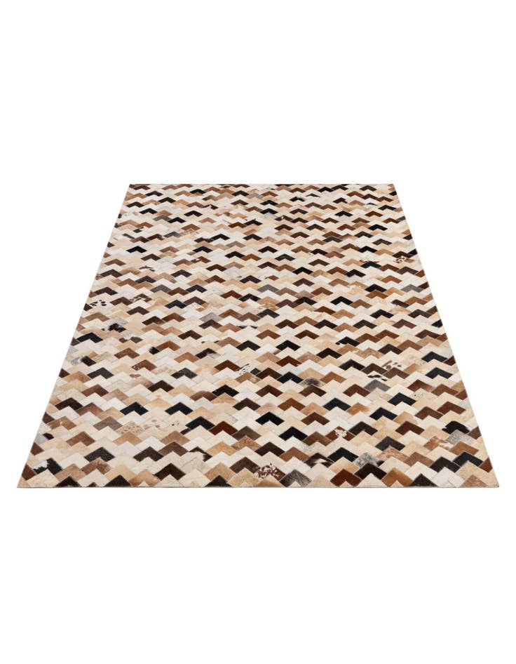 Detail image of 5' 1 x 7' 11 Cowhide - Patchwork Rug